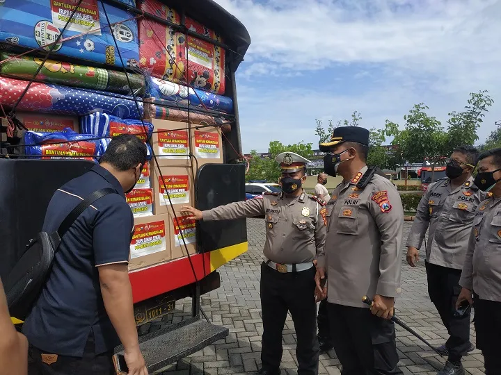 Polresta Sidoarjo Kirim Bantuan Korban Erupsi Gunung Semeru