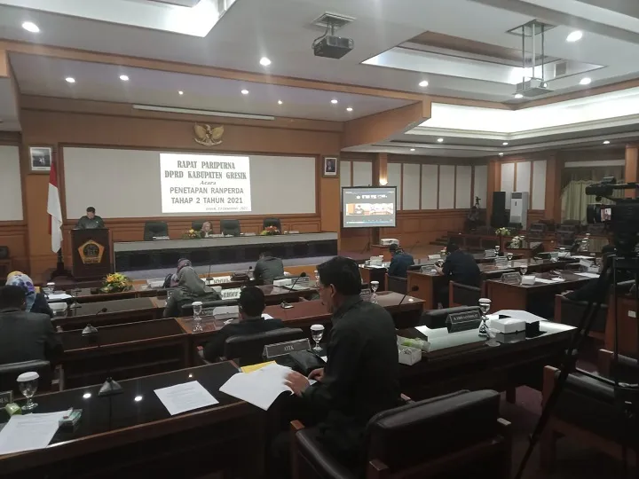 DPRD Gresik Sahkan 4 Perda Baru, Tunda 1 Pengesahan Ranperda