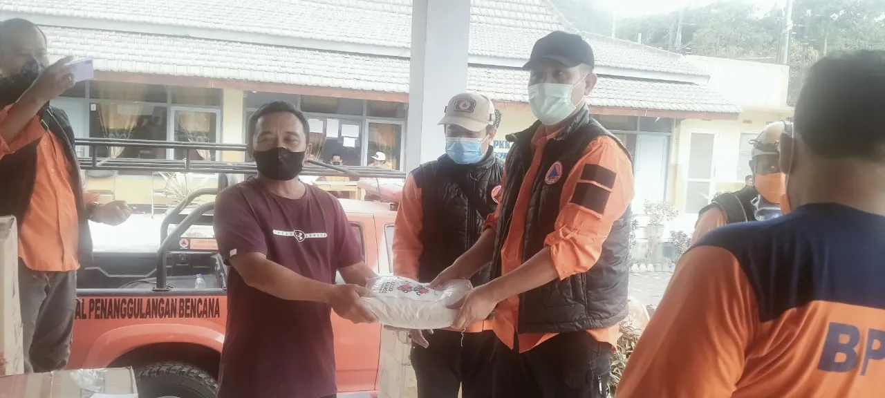 Mas Dhito Perintahkan ASN Galang Donasi Bagi Korban Erupsi Semeru