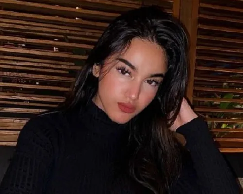 Pesinetron Cantik Cassandra Angelie Ditetapkan Sebagai Tersangka Kasus Prostitusi