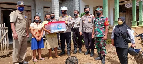 Kapolres Kediri Kota Tinjau Langsung Lokasi Bencana di Desa Blimbing Mojo