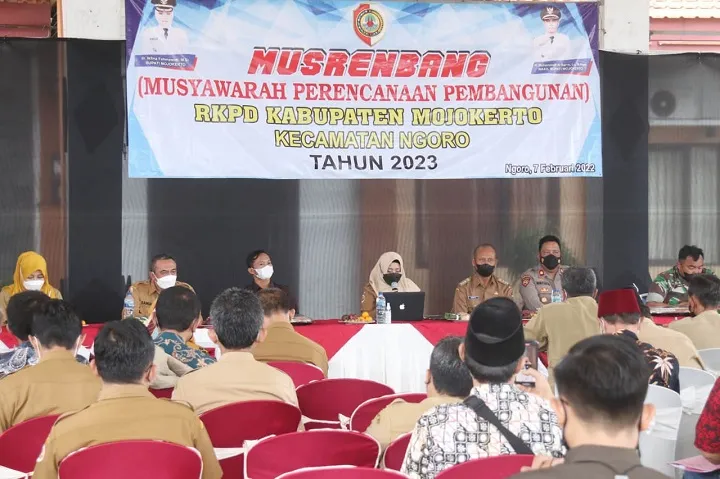 Bupati Mojokerto Minta Perencanaan Pembangunan Skala Prioritas Musrenbangcam