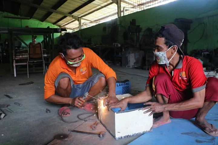 Kolaborasi Dengan BLK Sidoarjo, Lapas Surabaya Cetak 300 Warga Binaan Terampil