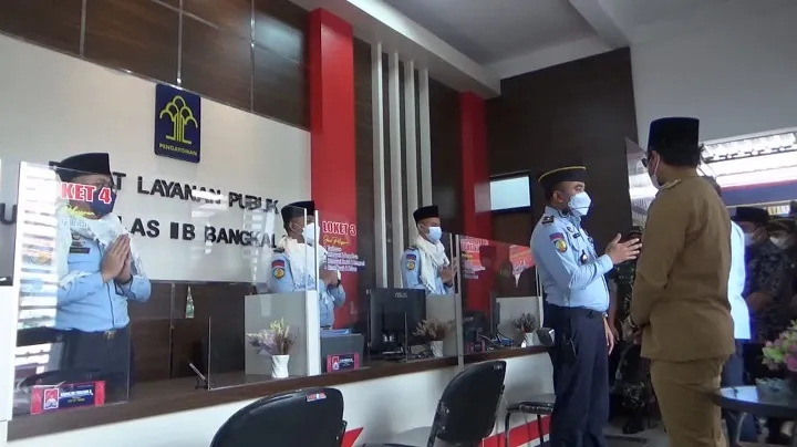 Komitmen Tingkatkan Pelayanan, Bupati Resmikan Gedung Khusus Pelayanan Publik di Rutan Bangkalan