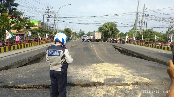 Usia 29 Tahun, Jembatan Ngaglik 1 Ambles karena Kelebihan Beban