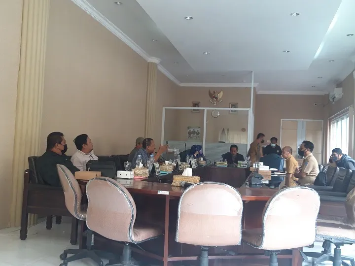 Komisi III Hearing Evaluasi PAD DLH Kota Probolinggo
