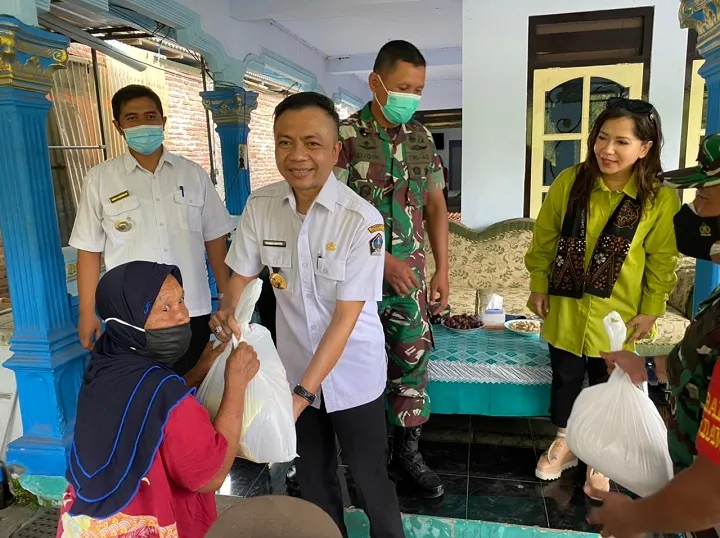 Wabup bersama Komandan KODIM 0808 Blitar Tinjau Ribuan Warga Terisolir