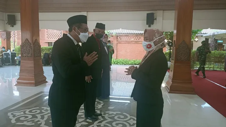 Lantik Tiga Kadis, Wali Kota Ning Ita Impor Satu Pejabat dari BPKP DKI Jakarta