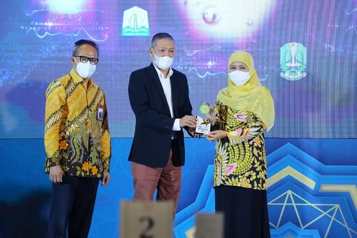 Gubernur Khofifah Lakukan Upaya Sains, Medis, dan Spiritual