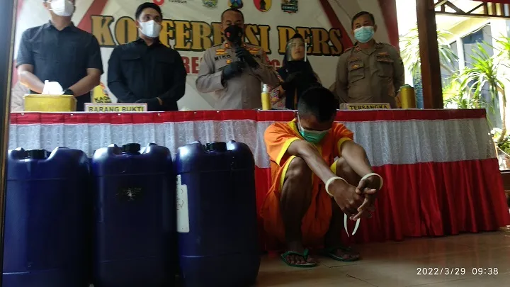 Jual Migor Curah Dicampur Air, Pria Ini Mengaku Hanya Sebagai Kurir