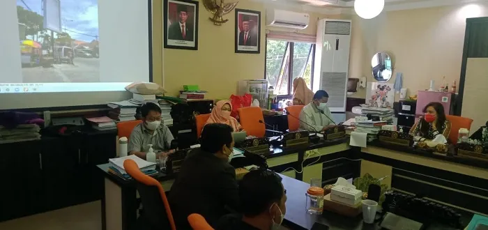 Tabrak Aturan SIPR, Reklame di Pacar Keling Terancam Dibongkar