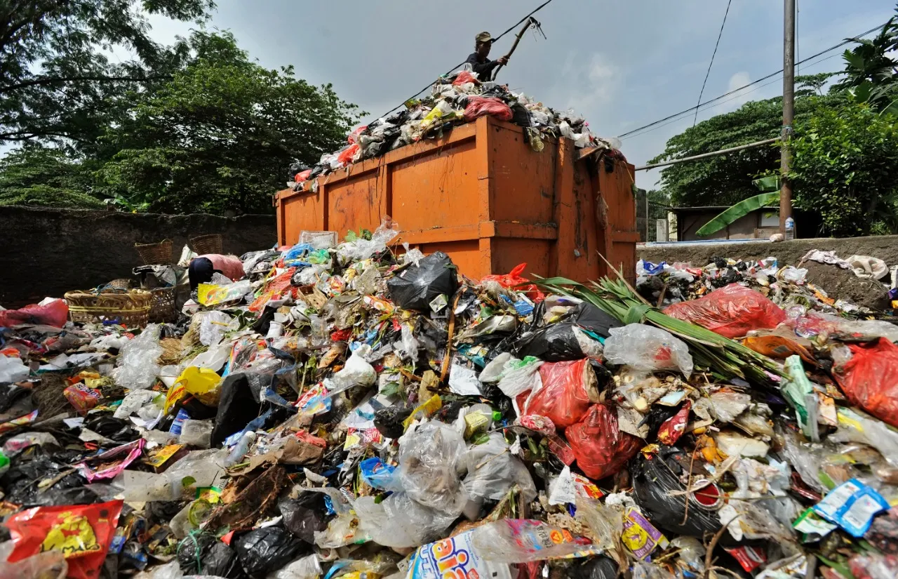 Masyarakat Diimbau Kurangi Sampah Rumah Tangga