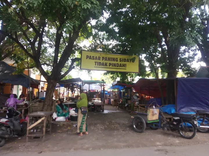 Bupati Gus Yani Beri Sinyal Pasar Sidayu Tidak Direlokasi