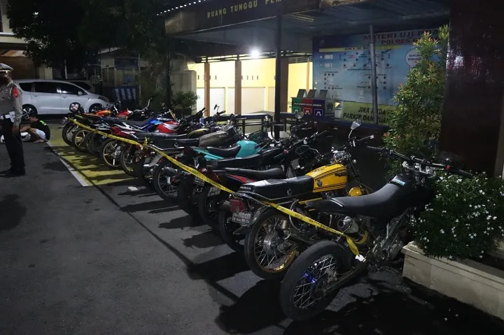Akhiri Operasi Ketupat Semeru 2022 Polres Blitar Kota Gelar Razia di Berbagai Titik