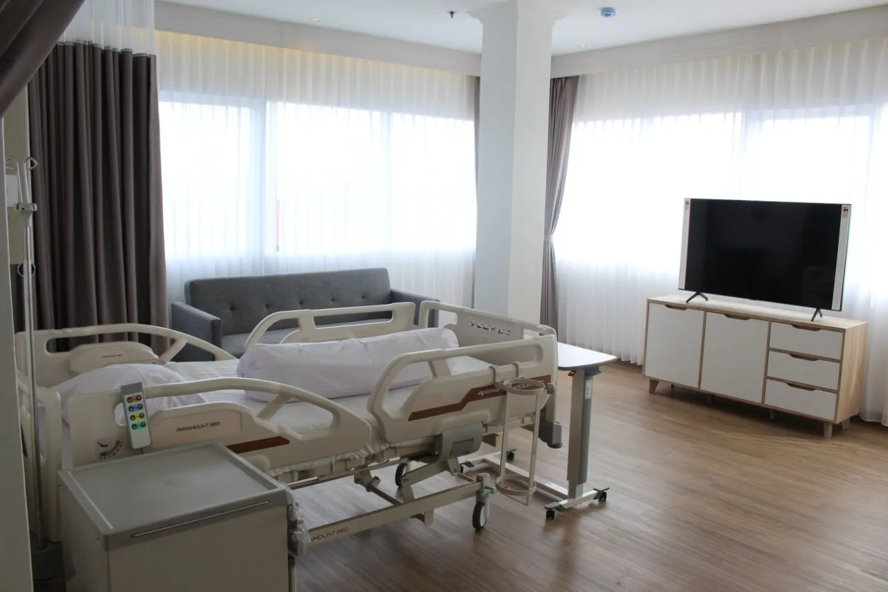 Siloam Hospitals Surabaya Edukasi Penanganannya Batu Ginjal