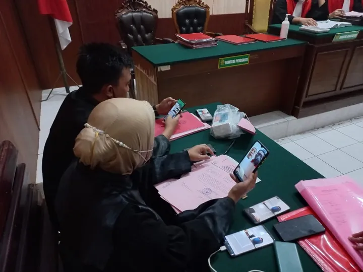 Curi Emas 1 Kg Milik Kakak Ipar