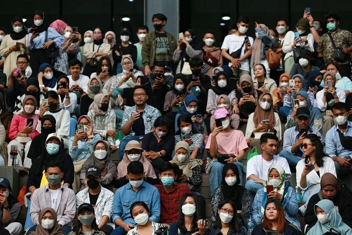 Warning Covid-19 untuk Warga Indonesia