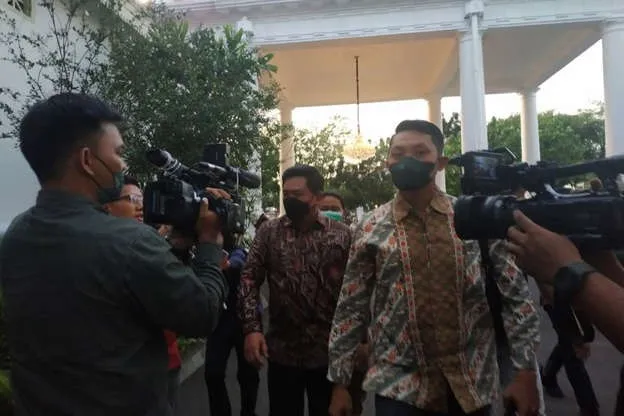 Marsekal (Purn) Hadi, Diundang Presiden