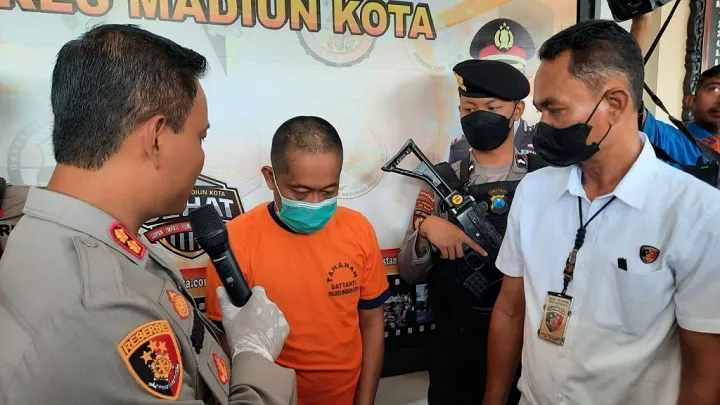 Cemburu, Pensiunan RRI Madiun Dibunuh Penjual Es Batu