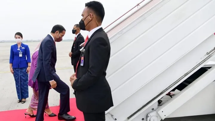 Jokowi ke Ukraina, Kiev Dibombardir Rudal