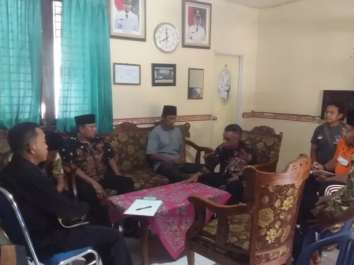 Camat Manding, Panggil Pj Totok dan  Kepala Desa Gunung Kembar