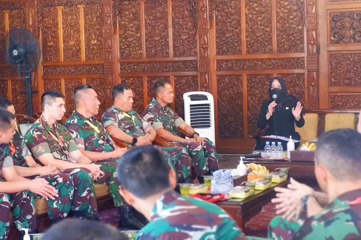 Bupati Mojokerto Terima Kunjungan Pasis Dikreg LXII Seskoad KKL Binsat