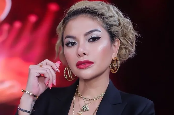 Lakukan Pencemaran Nama Baik, Nikita Mirzani Ditangkap dan Ditahan
