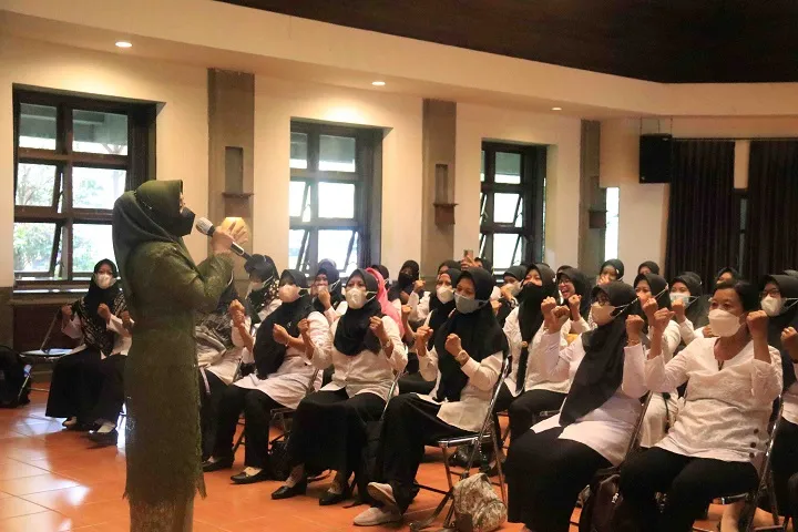 Buka TOT Pra Literasi, Bupati Ikfina Tekankan Pentingnya PAUD Sebagai Pondasi Kemampuan Baca