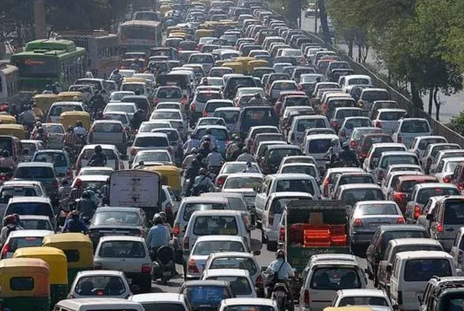 Tabrakan Beruntun, Jalur Lamogan - Surabaya Macet 7 Jam