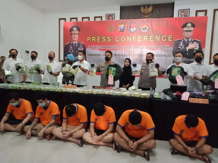 Polrestabes Surabaya, Sita 90 Kg Sabu dan 13 Kg Ganja