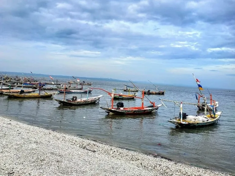 Rangkaian Kegiatan di Peringatan HUT ke 77 RI, Mulai Lomba Perahu Layar Hingga Nobar