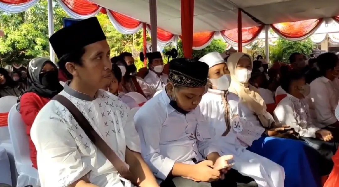 201 Siswa Tingkat Paud, SD dan SMP Negeri/Swasta di Surabaya Ikuti Khitan Massal