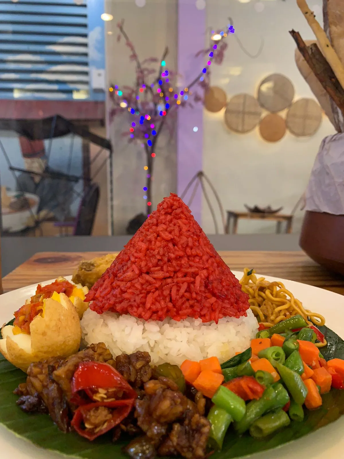 Quest Hotel Darmo Surabaya Hadirkan Paket Merdeka Special Bulan Agustus.