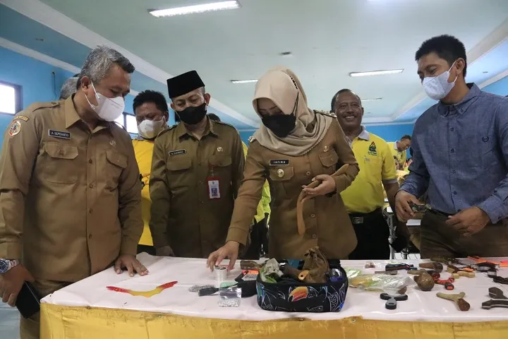 Gelar Pembinaan dan Pelatihan Olahraga Rekreasi, Bupati Ikfina Harap Bisa Cetak Generasi yang Tangguh