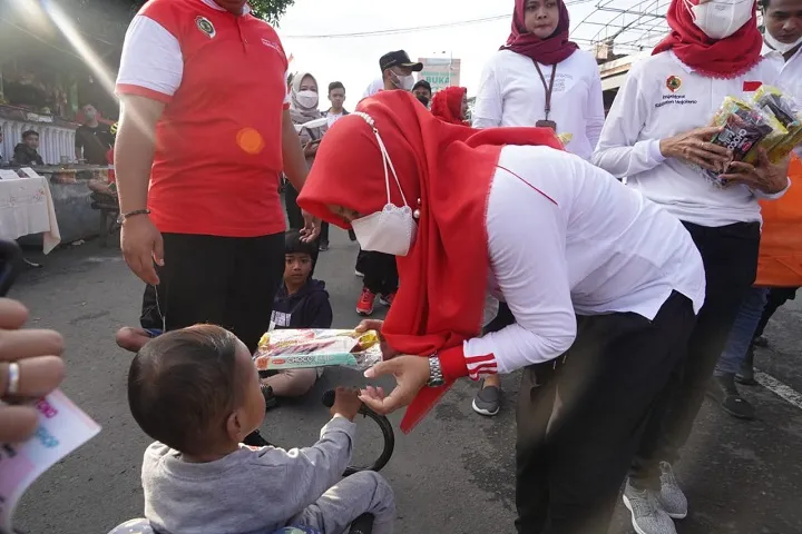 Percepat Pemulihan Ekonomi, Bupati Ikfina Resmikan CFD Pacet