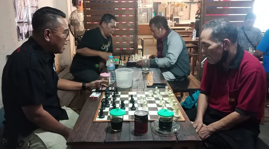 Kejar Target Emas di Powarnas, Cabor Catur PWI Jatim Gencarkan Latihan dan Siapkan TC