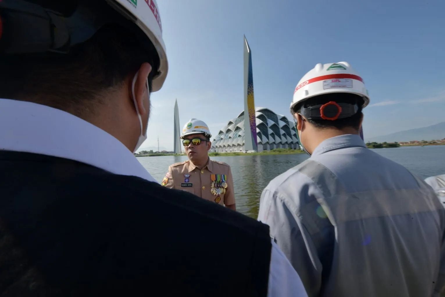 Baca juga : Ridwan Kamil Targetkan Desember Bisa Dipakai Salat