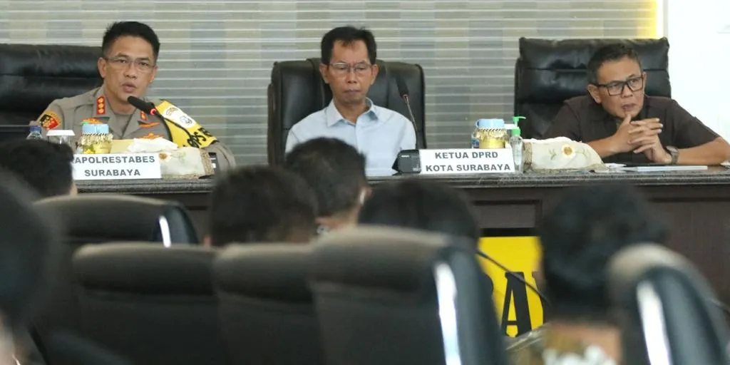 Polrestabes Surabaya Bersinergi Bersama Pemkot dan DPRD Bangun Rumah Pendekar dan Suporter