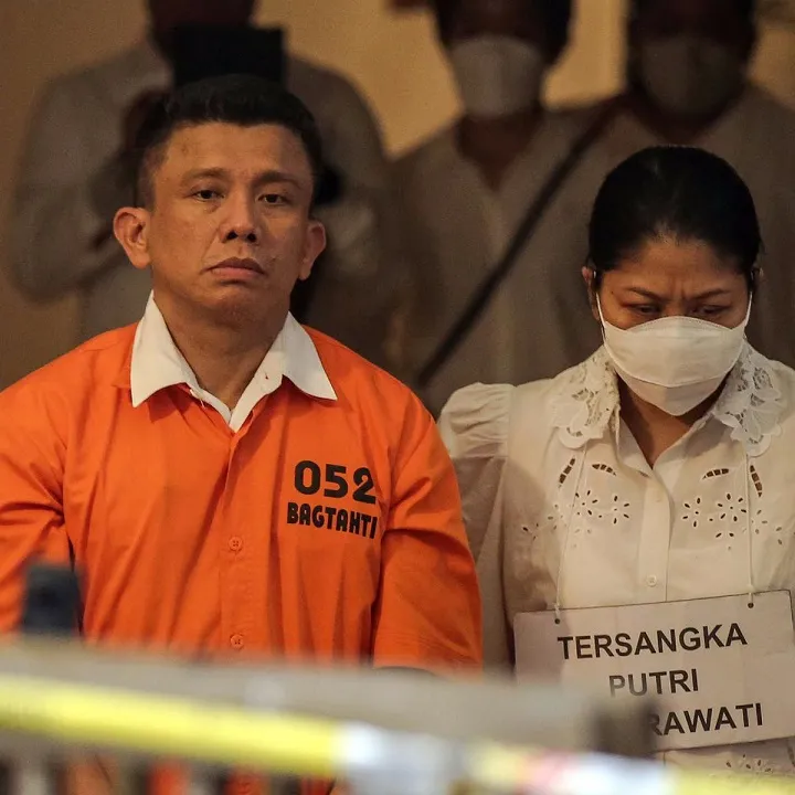 Sambo, Awal Oktober Disidang