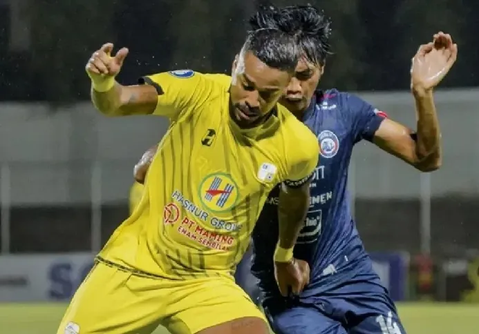 Barito Putera Terpuruk, Aremania Bertekad Curi Poin di Kandang Lawan