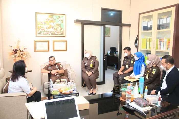 Kejari Tanjung Perak Sinergi dengan BPJS Kesehatan Terkait Kepatuhan Ratusan Perusahaan yang Belum Bayar Iuran JKN KIS