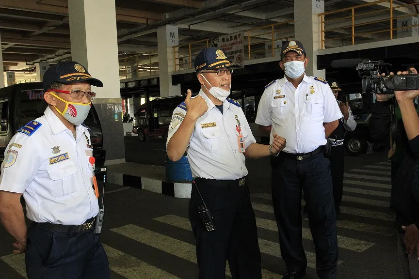 BBM Naik, Terminal Joyoboyo Sepi Penumpang