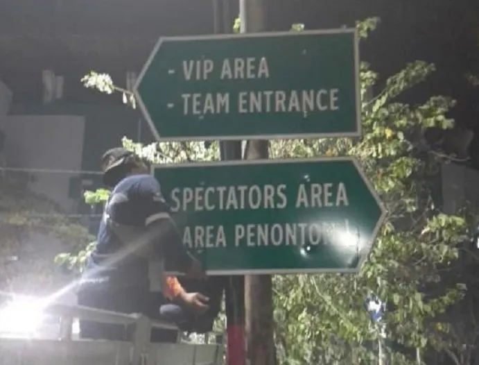 Piala AFC U-20 2023 di Depan Mata, Pemkot Surabaya Pasang Penunjuk Arah di Stadion GBT