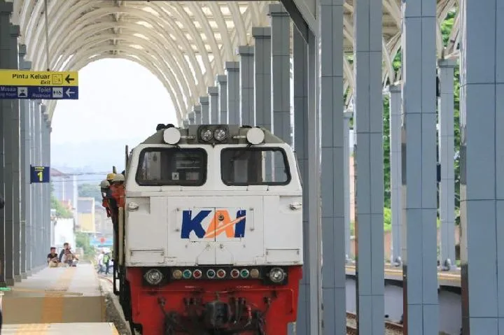 KAI dan GMF Jalin Kerja Sama Perawatan dan Pemeliharaan Kereta Api