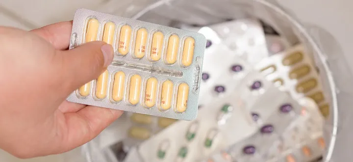 Jangan Buang Antibiotik Sembarangan