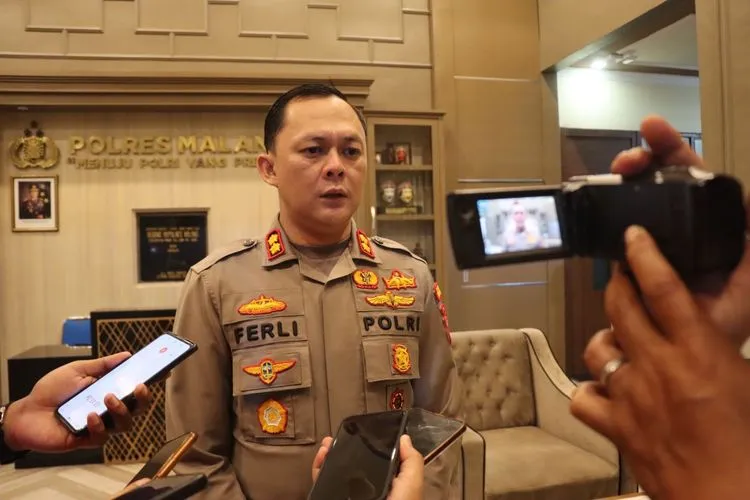 Kapolres Malang Lalukan Pembelaan ke Kompolnas