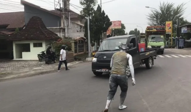 Dinsos dan Satpol PP Kabupaten Mojokerto Razia PMKS, 18 Orang Diamankan