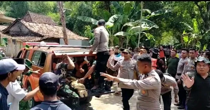Arena Judi Jangkrik Digerebek Polisi, Pelajar SMP Tewas Nyebur ke Sungai