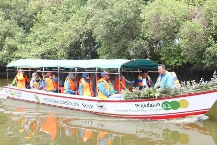 Gubernur Khofifah Resmikan Samsat Baru di Gresik