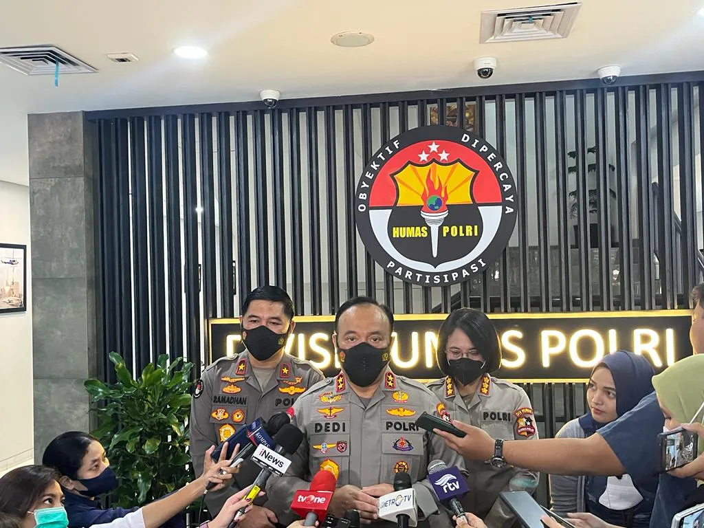 Beri Pertolongan Korban Kerusuhan Kanjuruhan, Polri Kerahkan Tim DVI